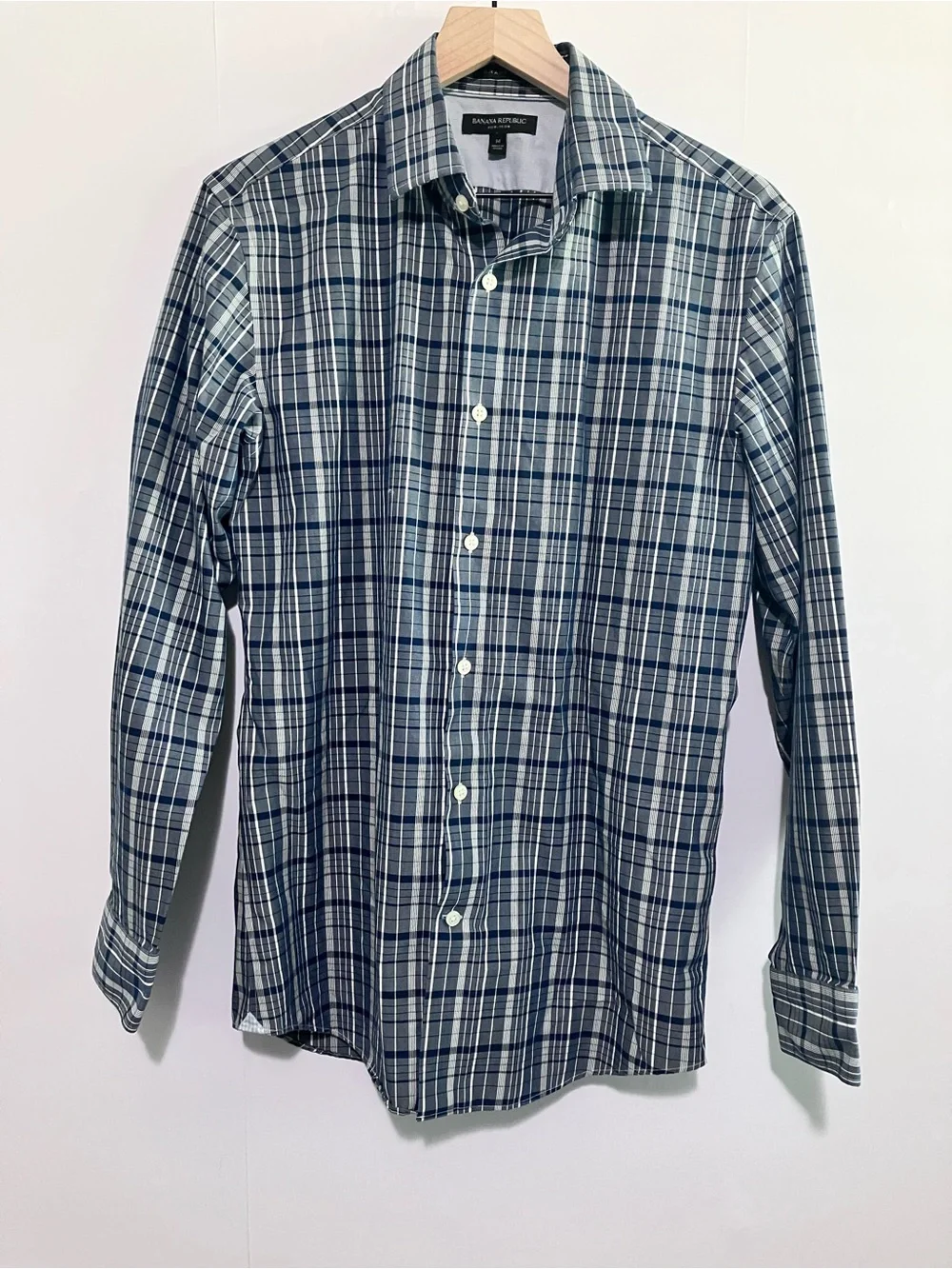Banana Republic Grant Fit Non Iron Blue Plaid Button Down Size Medium
